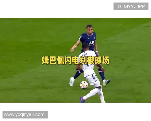 小镇足球明星的崛起与梦想追逐的故事揭秘